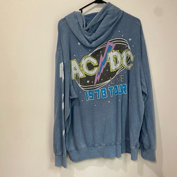 AC/DC Men's Graphic Hoodie with Long Sleeves Size XL - Picture 6 of 11